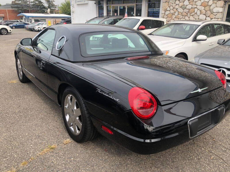 2002 Ford Thunderbird Deluxe