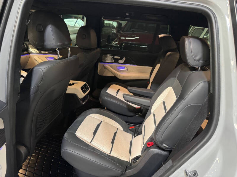 2024 Mercedes-Benz GLS AMG GLS 63