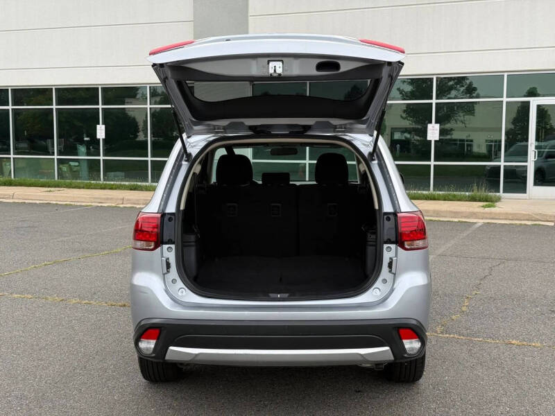 2016 Mitsubishi Outlander ES