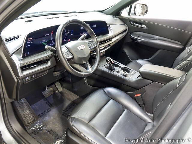 2024 Cadillac XT4 Premium Luxury