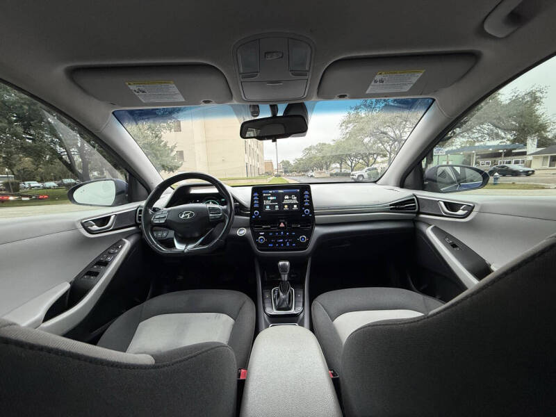 2020 Hyundai Ioniq Hybrid SE