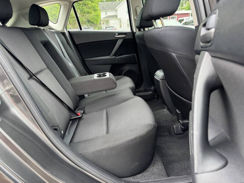 2013 Mazda MAZDA3 i Touring