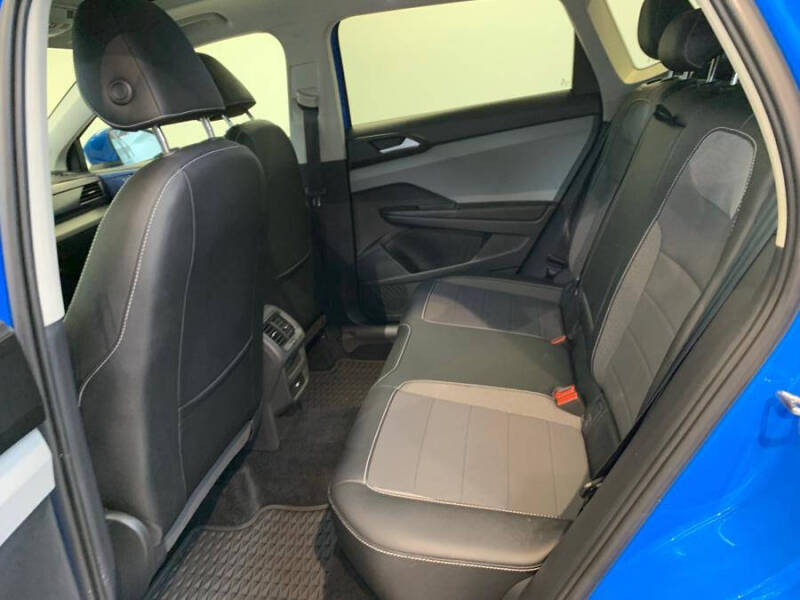 2022 Volkswagen Taos SE 4Motion