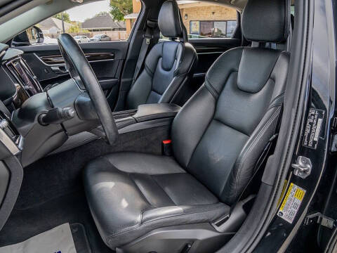 2018 Volvo S90 T5 Momentum