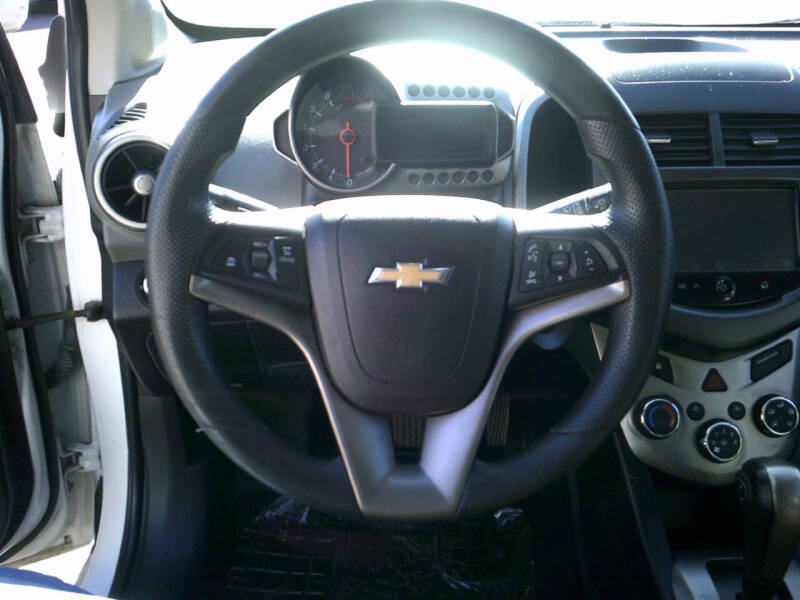 2016 Chevrolet Sonic LT Auto