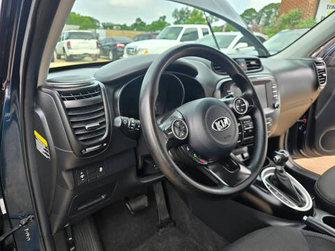 2018 Kia Soul +