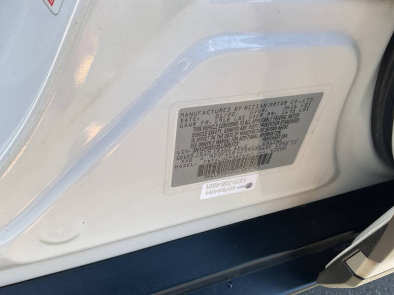 2020 Nissan Kicks SR