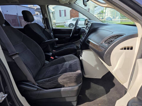 2014 Dodge Grand Caravan American Value Package