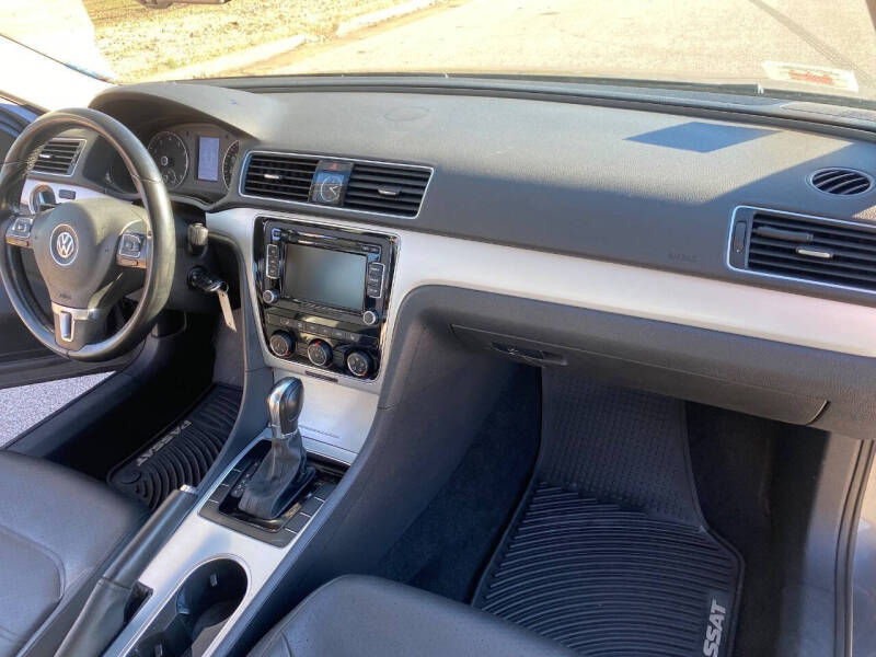 2013 Volkswagen Passat SE PZEV