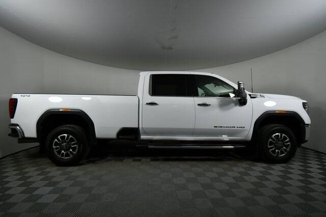 2024 GMC Sierra 3500HD