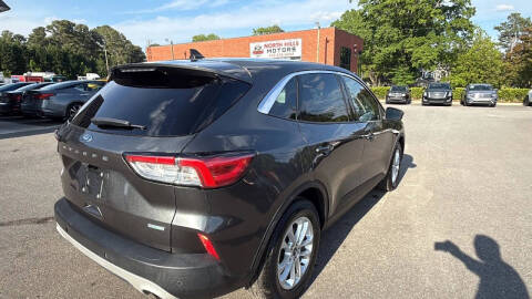 2020 Ford Escape SE