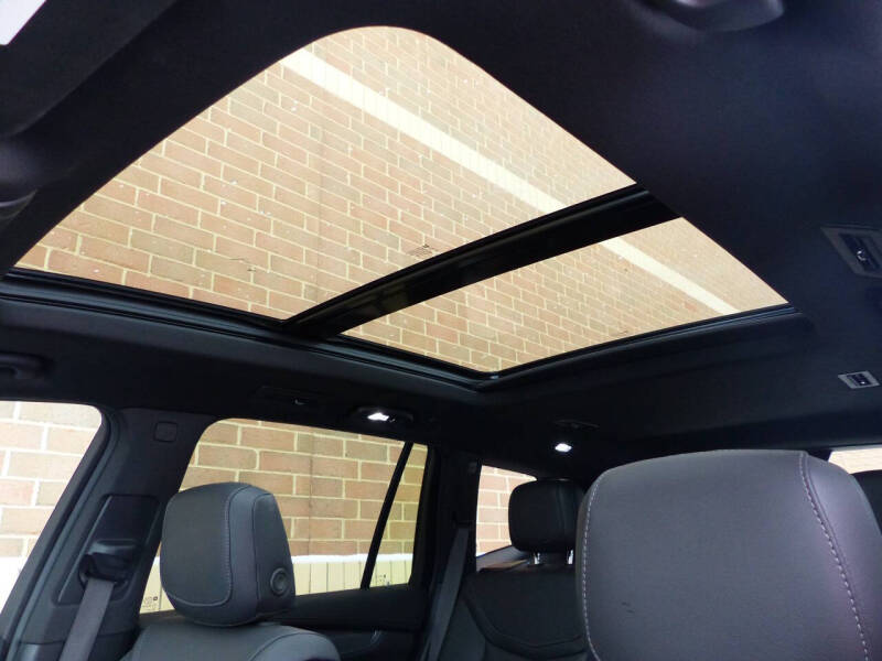 2024 Cadillac XT6 Luxury