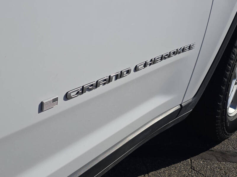 2024 Jeep Grand Cherokee Laredo