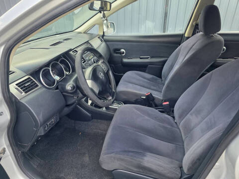 2008 Nissan Versa 1.8 S