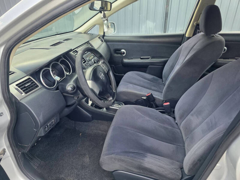 2008 Nissan Versa 1.8 S