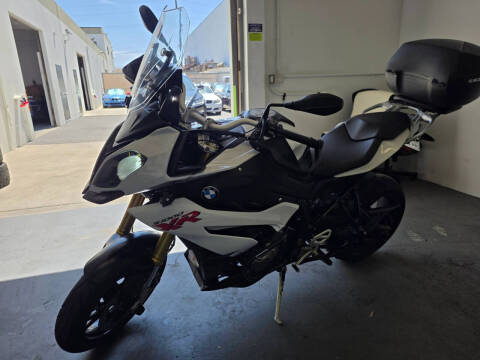 2016 BMW S 1000 XR