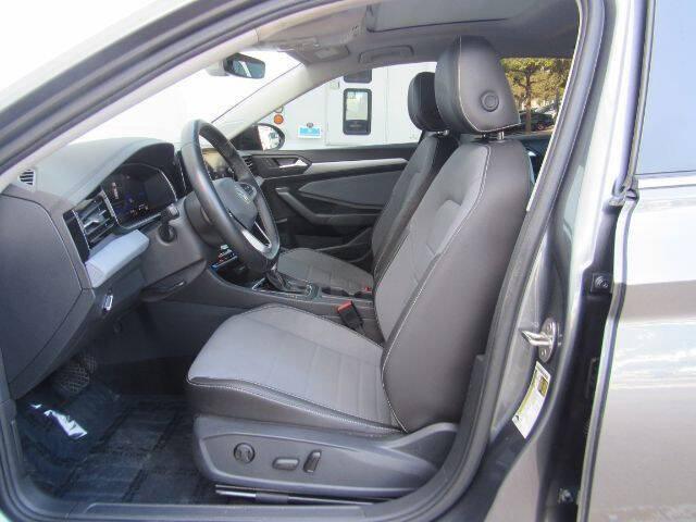 2025 Volkswagen Jetta SE