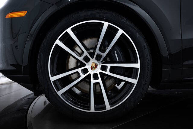 2025 Porsche Cayenne E-Hybrid Coupe