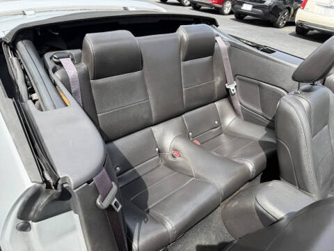 2006 Ford Mustang V6 Premium