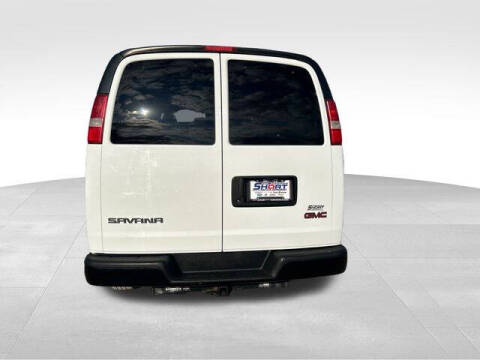 2017 GMC Savana LS 2500