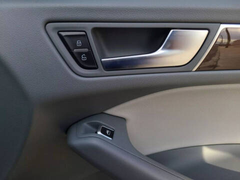 2015 Audi Q5 2.0T quattro Premium Plus