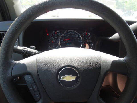 2024 Chevrolet Express 2500