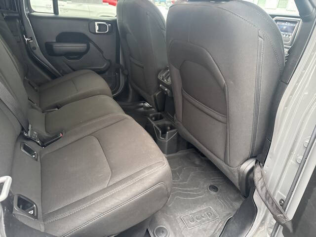 2023 Jeep Gladiator Sport