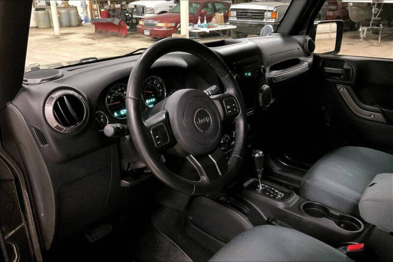 2017 Jeep Wrangler Sport