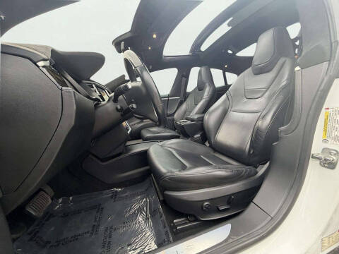 2016 Tesla Model S 90D