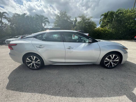 2017 Nissan Maxima