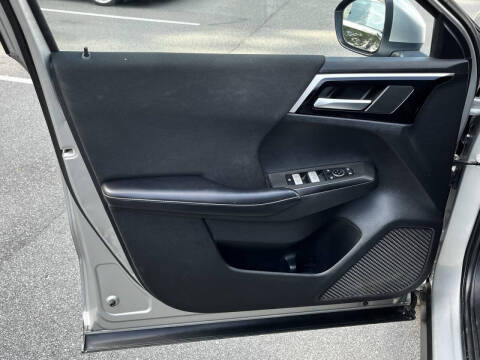 2022 Mitsubishi Outlander ES