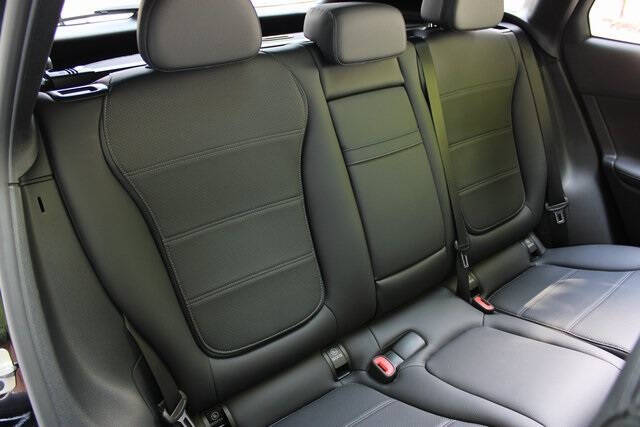 2024 Mercedes-Benz GLC GLC 300