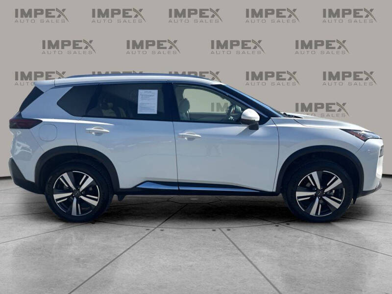 2023 Nissan Rogue SL