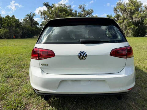 2016 Volkswagen Golf GTI S