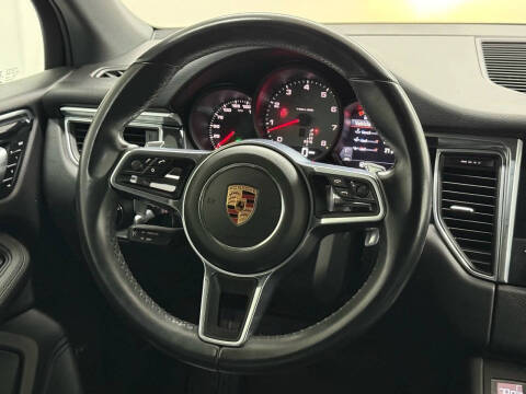 2018 Porsche Macan S