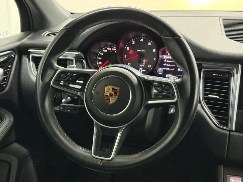2018 Porsche Macan S