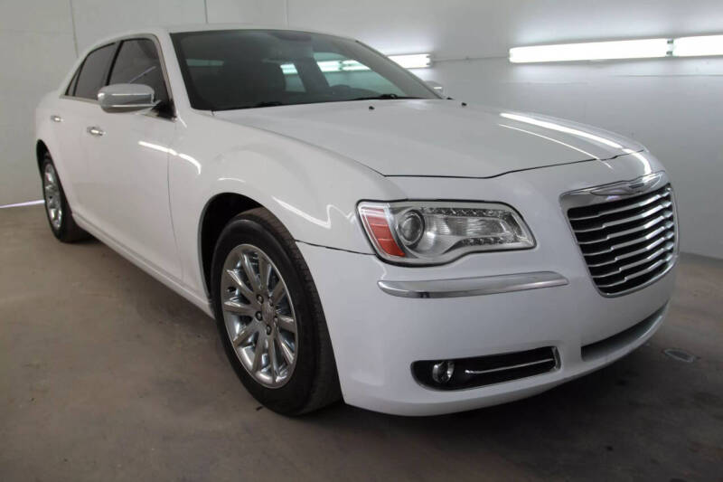 2014 Chrysler 300 C