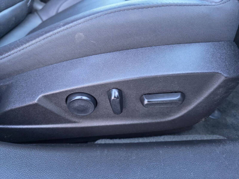 2013 Buick Regal Premium 2