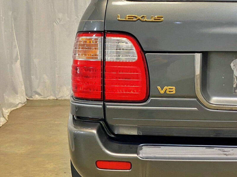 2000 Lexus LX 470