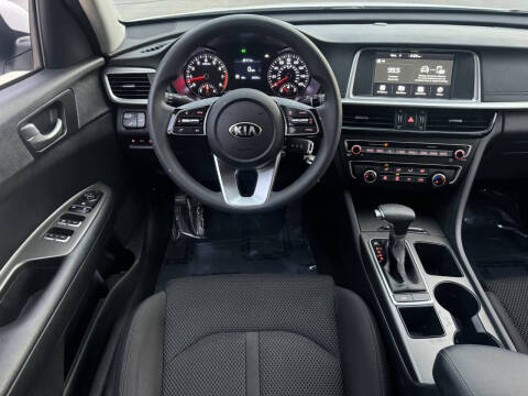 2019 Kia Optima LX