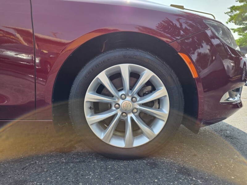 2016 Chrysler 200 C