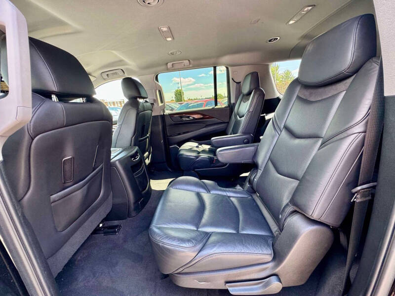 2020 Cadillac Escalade ESV Standard