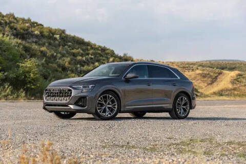 2025 Audi Q8 for sale at Diamante Leasing in Brooklyn NY
