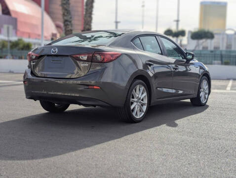 2017 Mazda MAZDA3 Touring