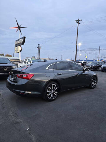 2017 Chevrolet Malibu LT