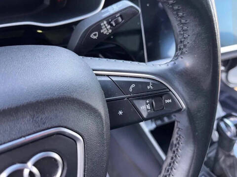 2019 Audi Q3 quattro Premium 45 TFSI