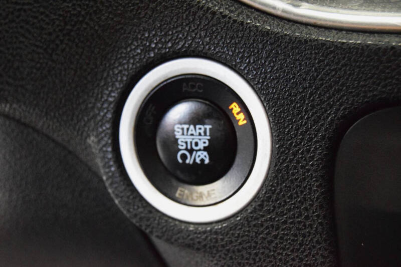 2014 Dodge Charger SRT8 Super Bee