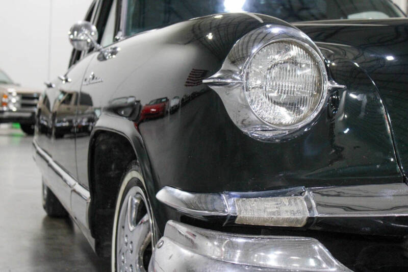 1953 Kaiser Manhattan