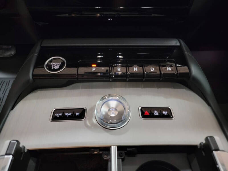 2025 Lincoln Navigator L Reserve