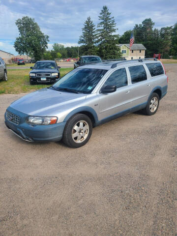 2001 Volvo V70 for sale at D & T AUTO INC in Columbus MN